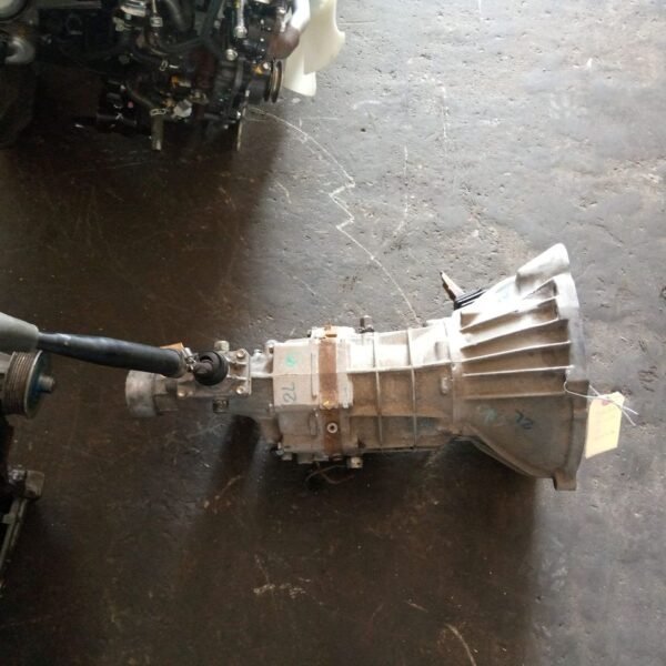 Toyota 2.4L 2L Diesel 5 Speed Manual Gearbox - Image 4
